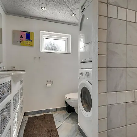 Pænt Beliggende I Thorsminde Sj2302 Vakantiehuis